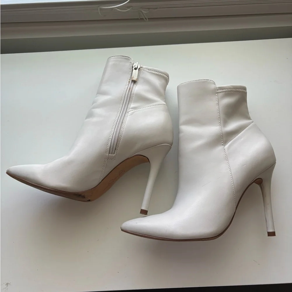 Jessica Simpson white pointed toe stiletto zippered ankle boots booties heels - Picture 2 of 13